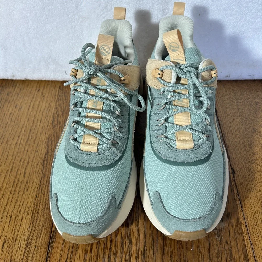 Timberland Womens Size 8.5 Motion Access Low Lace Up Waterproof Hiking Shoes